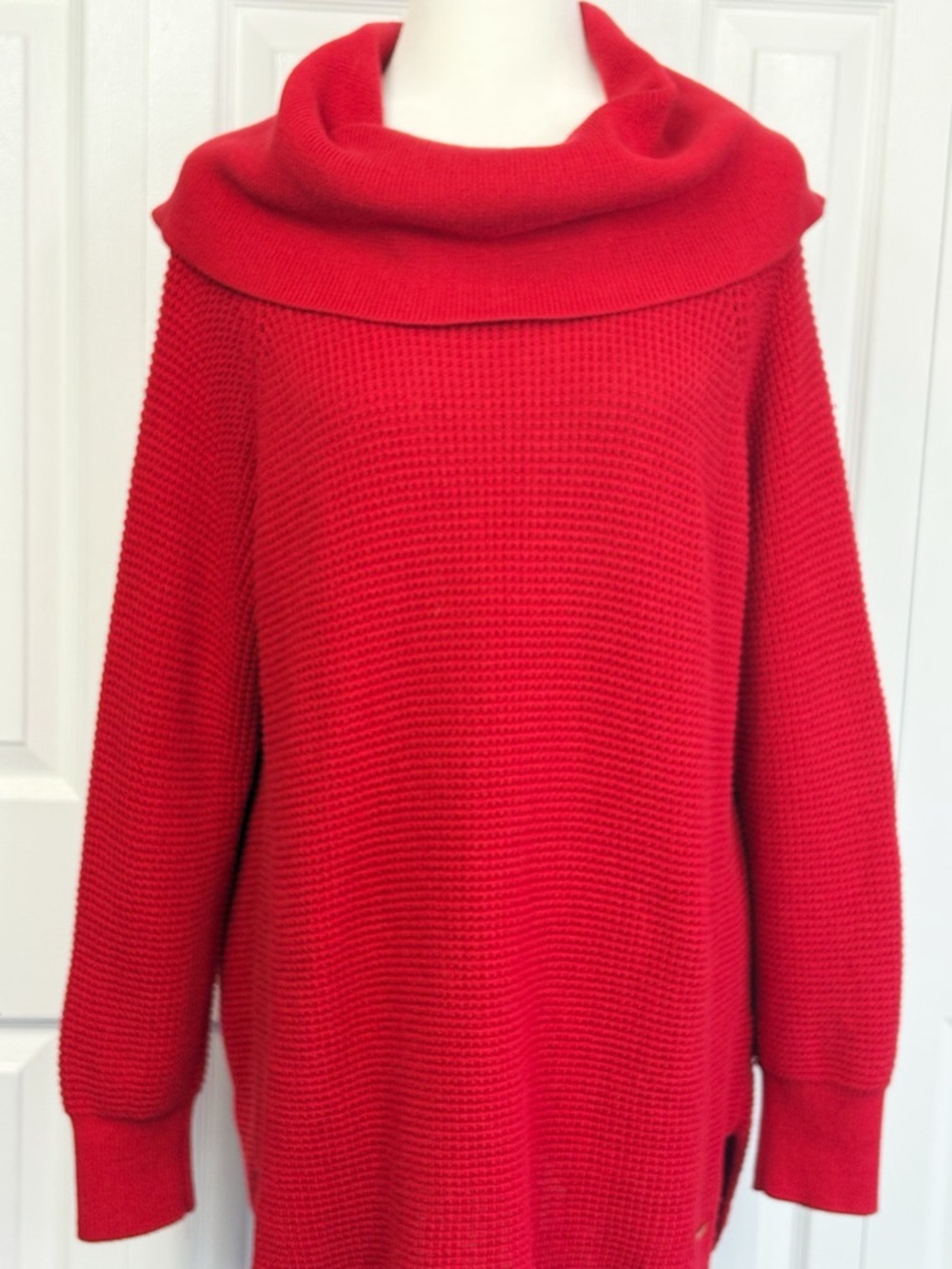 MICHAEL Michael Kors Red Waffle Textured Knit Cowl Turtleneck Sweater Large